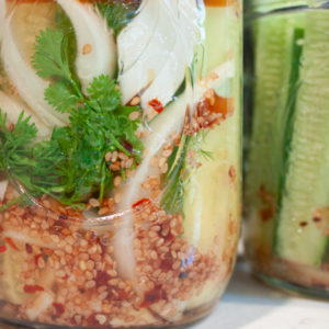 Garlic Sesame Pickles 32 oz